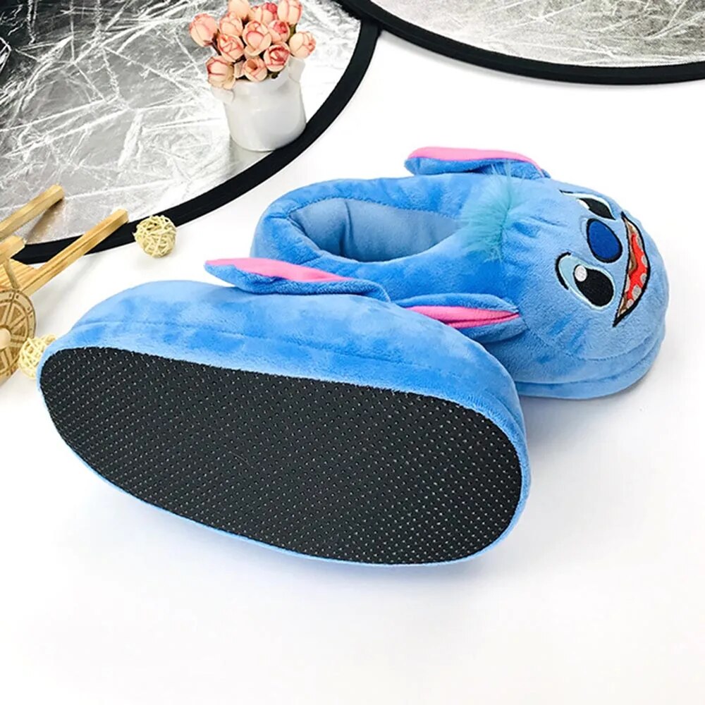 Cozy Winter Stitch Plush Slippers – Perfect for the Whole Family