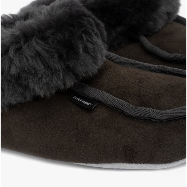 Shepherd MOA Womens Sheepskin Slipper Boots Asphalt - Image 5